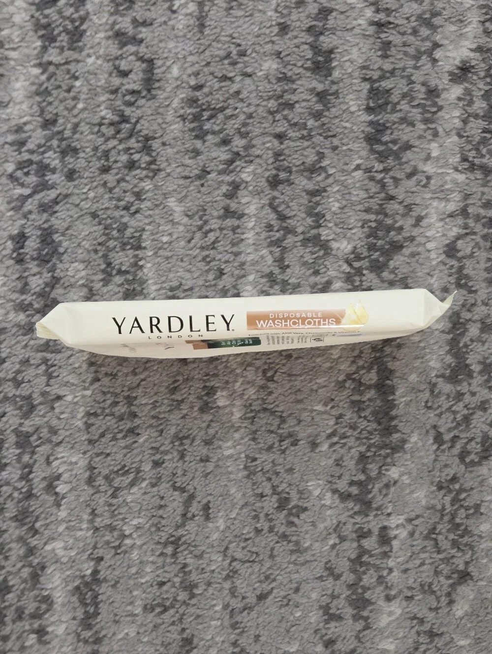 Yardley London Disposable Washcloths Bundle (Set of 2 Packs, 36 Wipes Total) - S